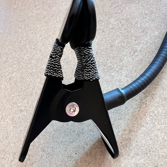 Flexible Phone Holder with Clip - Picture 7 of 10